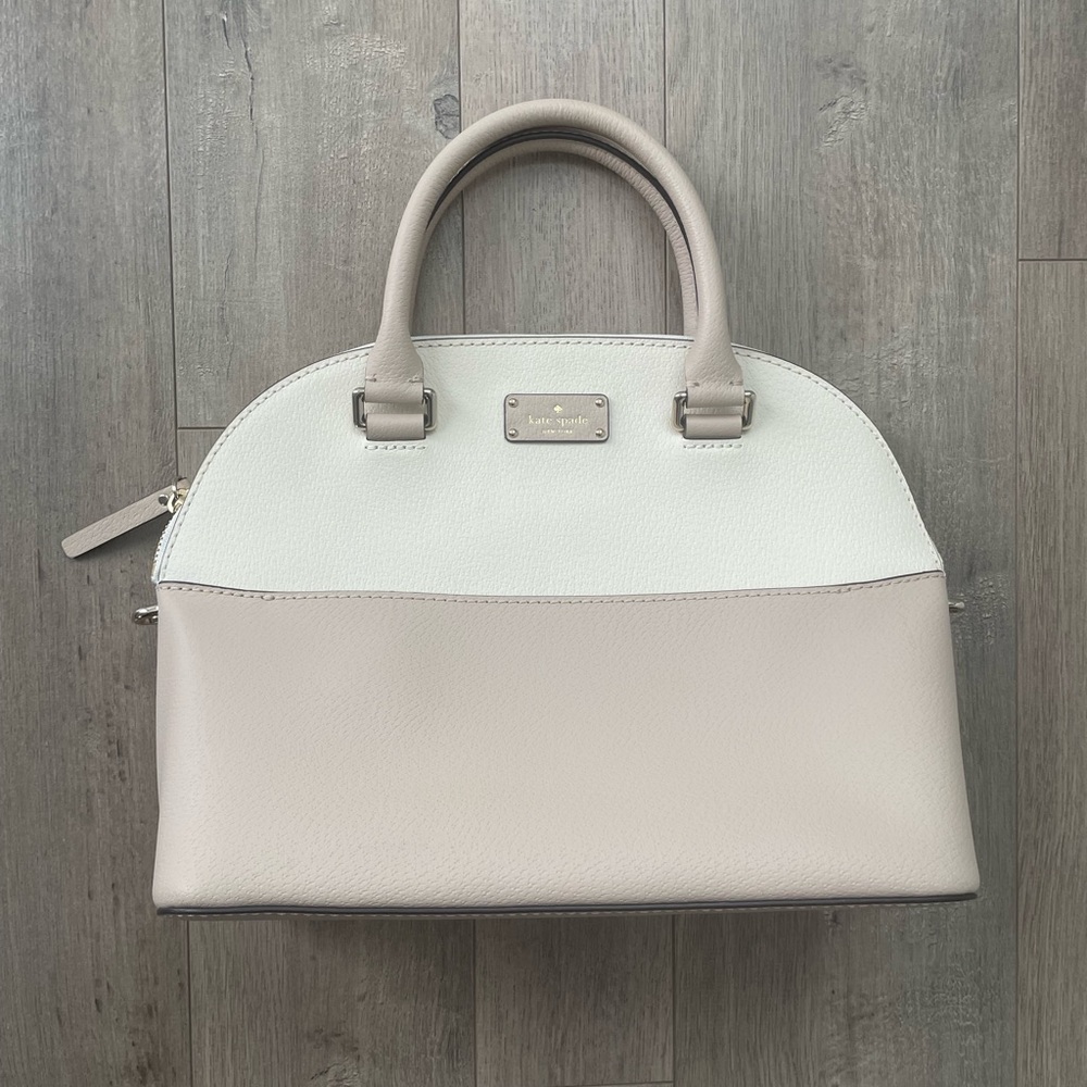 Cream Kate Spade Grove Street Leather Carli Dome
Satchel Bag Purse